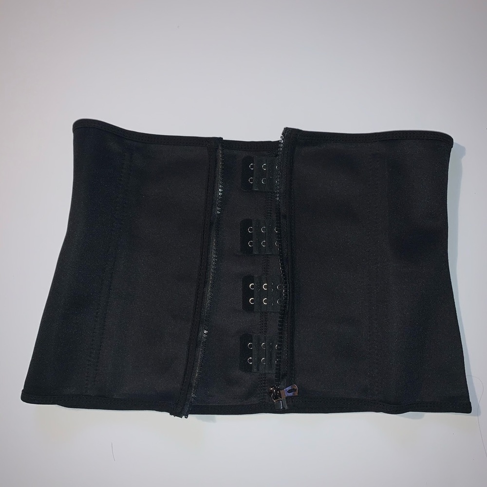 Waist trainer